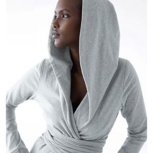 Gorgeous, rare colour Kania wrap sweater